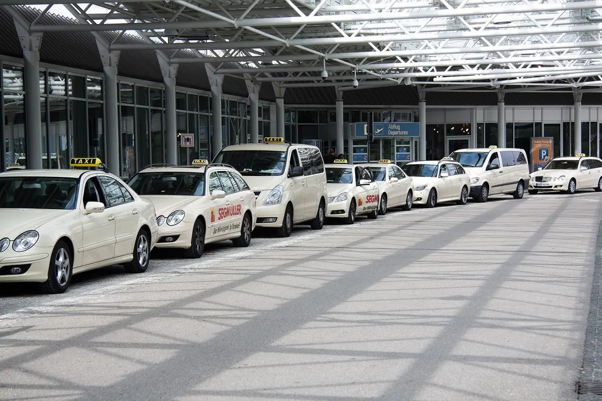 melhores táxis e Uber de Vitória